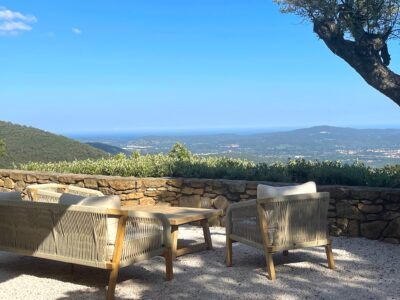 Authentique bastide en pierre avec vue magnifique et piscine - 8 personnes